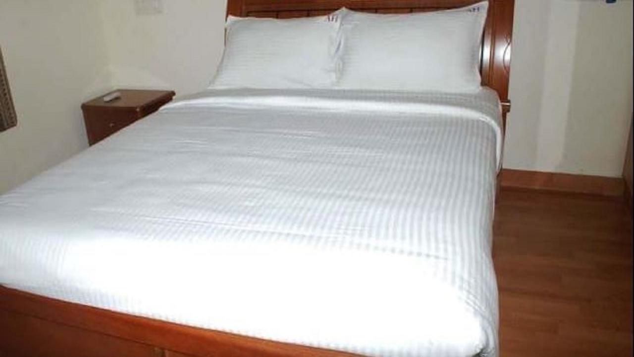 Manohar Mahal Jalgaon Ngoại thất bức ảnh